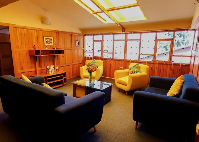 Warm And House With Spectacular View Of